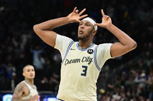 名记：迈尔斯&middot;特纳当选为NBA球员工会副主席 接替已退役的坦普尔
